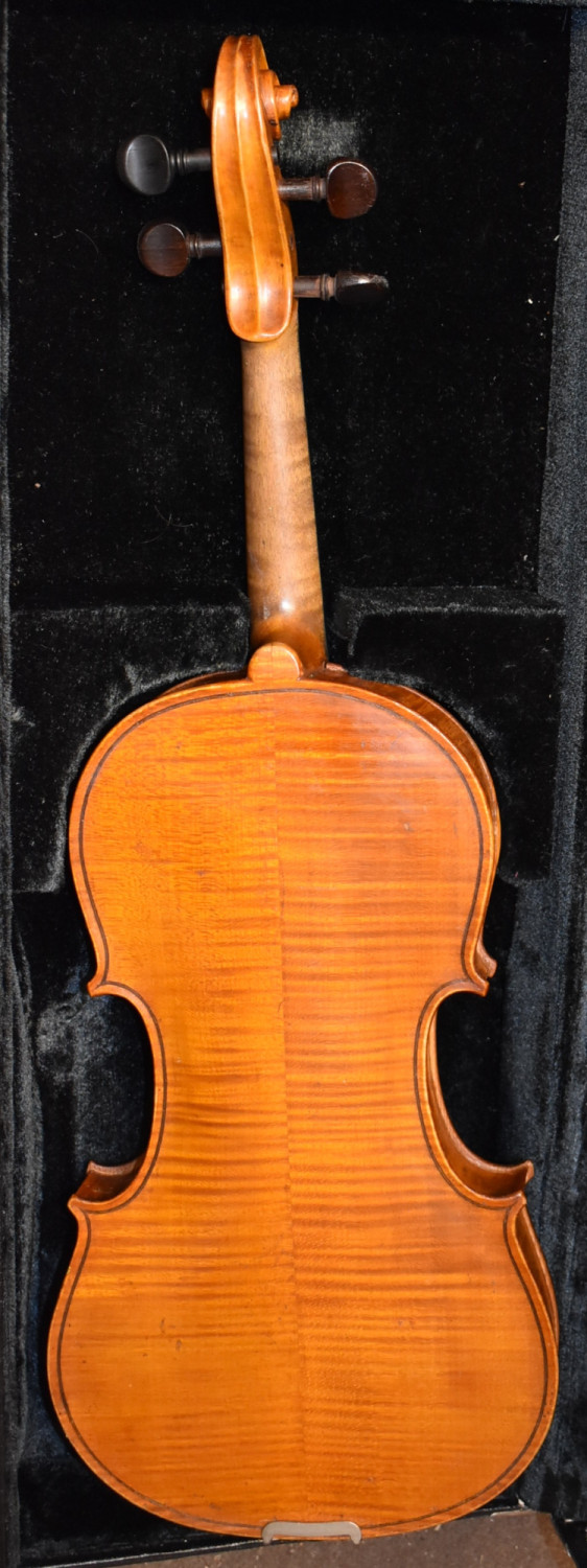 Collin Mezin  Mirecourt