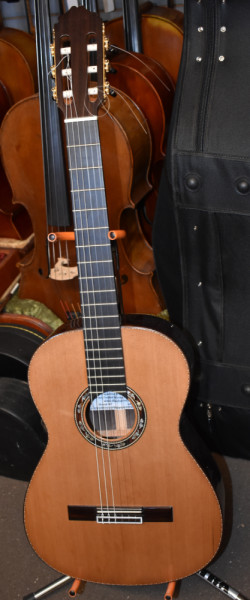 Luis Molina Classical Guitar