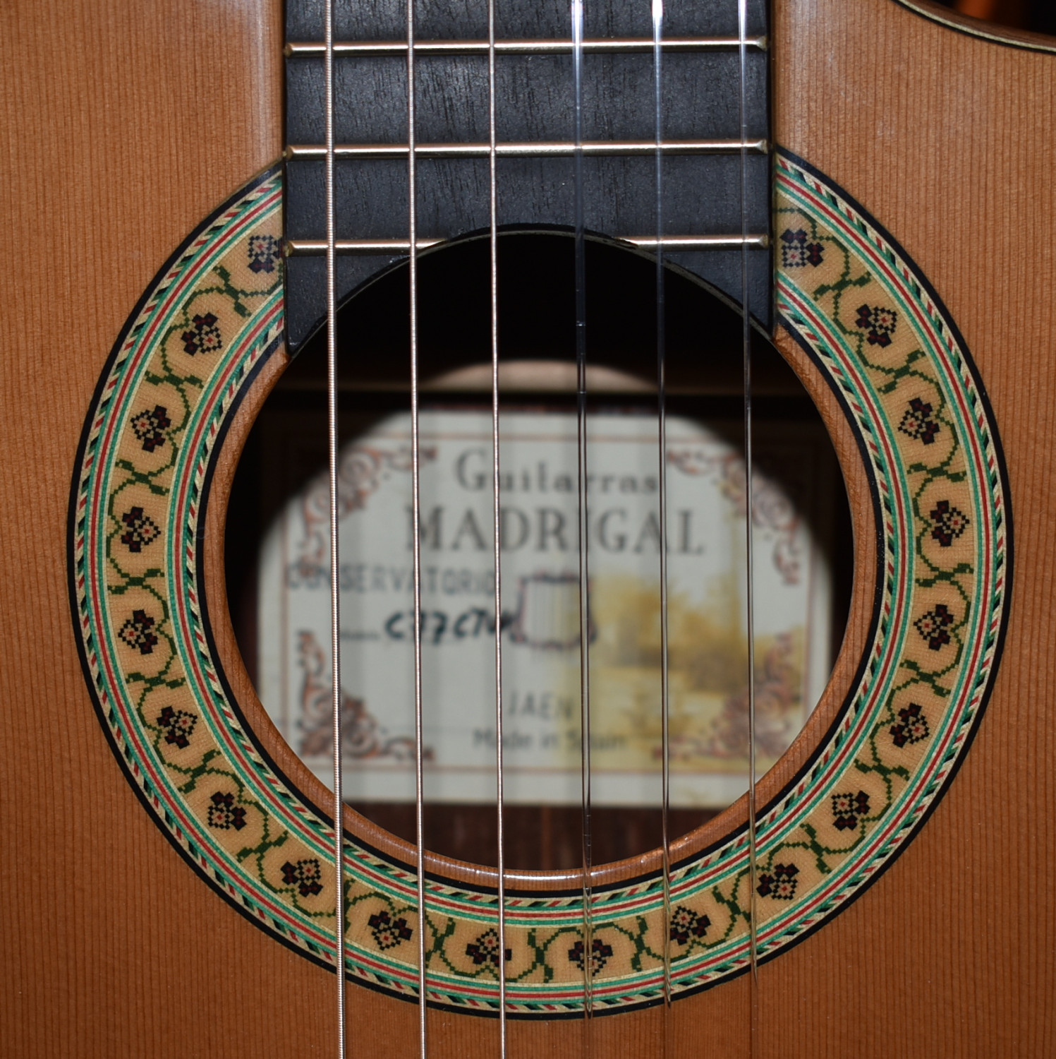 Guitarras Madrigal